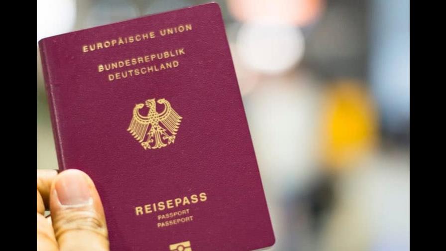 Alemania quiere facilitar las naturalizaciones para atraer a trabajadores extranjeros Alemania quiere facilitar las naturalizaciones para atraer a trabajadores extranjeros
