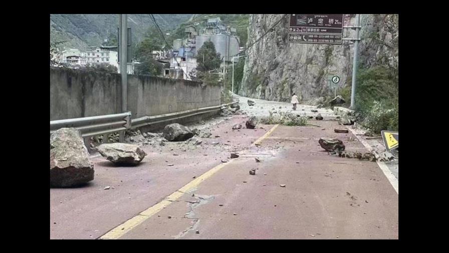 Sube a 86 el saldo de muertos por el terremoto en China