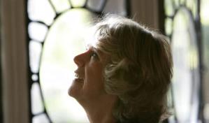 Camila se convierte en reina, aunque sin poderes de monarca