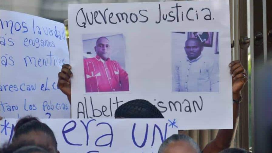Familia de Alberto Guzmán, muerto en supuesto accidente, pide respuestas a las autoridades