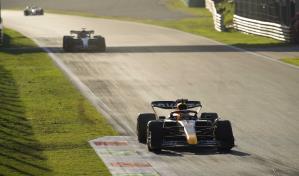 Verstappen y Sergio Pérez, penalizados en la parrilla de salida en Monza