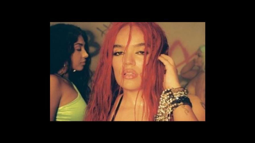 Karol G se sincera sobre la relación que tiene con su padre Karol G se sincera sobre la relación que tiene con su padre