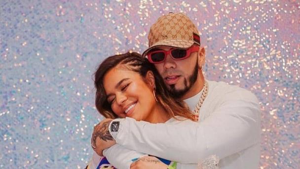 La contundente respuesta de Karol G tras ser cuestionada por no borrar sus fotos con Anuel AA