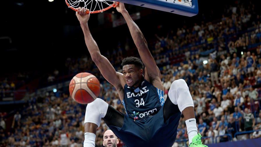 Jokic y Antetokounmpo entran en escena en Berlín en  EuroBasket