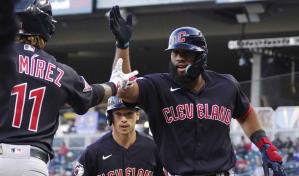 VIDEO | Dominicano Amed Rosario decidió para los Guadianes