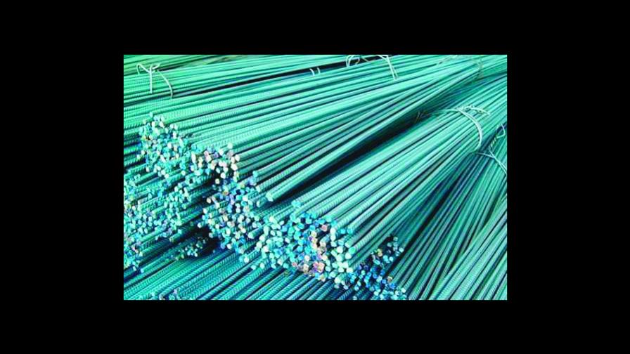 Atado de varilla se vende entre 10,000 y 4,000 pesos menos en ferreterías