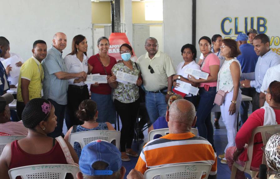 Entregan bono de apoyo familiar a 6,194 personas en Sabana Perdida