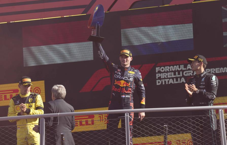 Verstappen se lleva el Gran Premio de Italia y acaricia el título