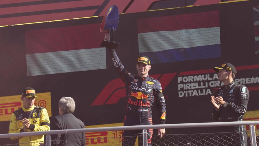 Verstappen se lleva el Gran Premio de Italia y acaricia el título