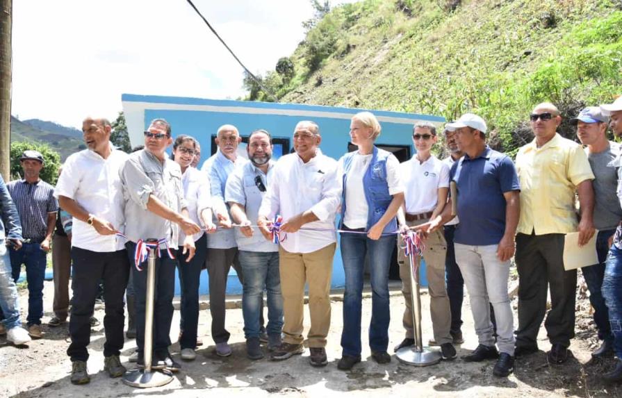 Energía y Minas inaugura proyecto micro-hidroeléctrico en Los Limoncitos