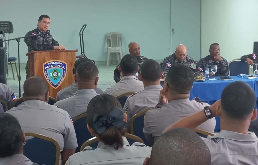 Director de la Policía dice conducta de los agentes ha mejorado con reformas