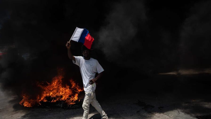 Primer ministro de Haití anuncia alza de combustibles en medio de crisis