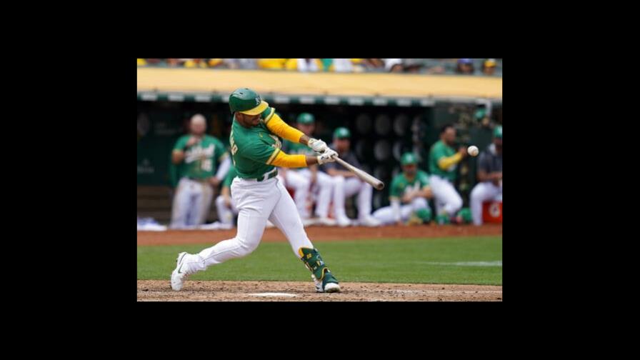 Ramón Laureano da jonrón y Atléticos derrotan a Medias Blancas con rally de seis vueltas Ramón Laureano da jonrón y Atléticos derrotan a Medias Blancas con rally de seis vueltas