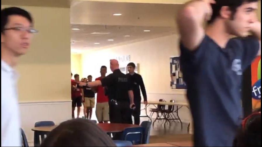 “Broma cruel”: alumnos crean falsa amenaza de tiroteo en escuela de Florida “Broma cruel”: alumnos crean falsa amenaza de tiroteo en escuela de Florida