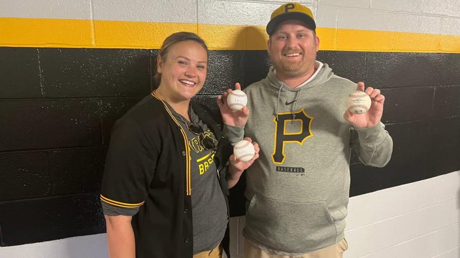 El gesto de Pujols con la pareja que atrapó la pelota del HR 697