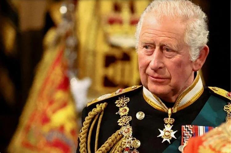 Carlos III habla al Parlamento británico antes de vigilia por Isabel II en Escocia