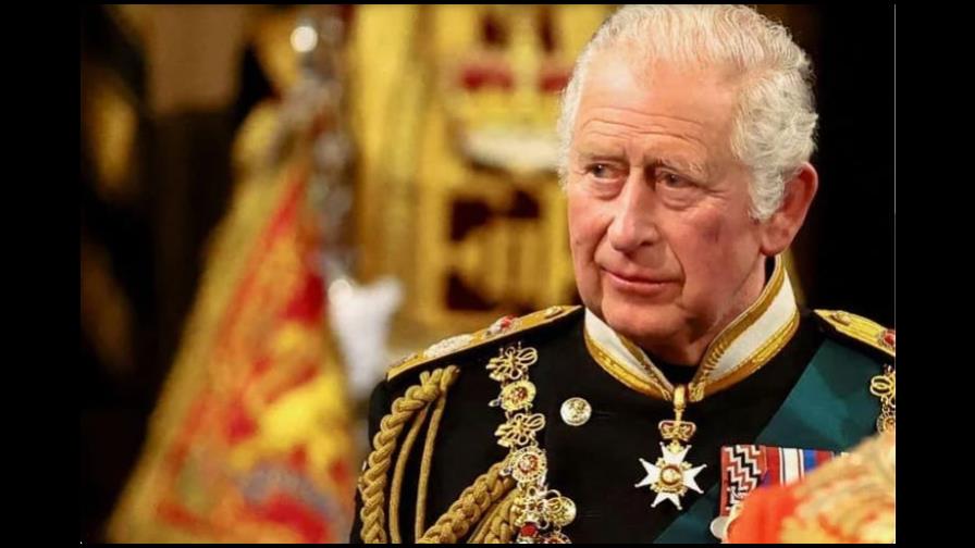 Carlos III habla al Parlamento británico antes de vigilia por Isabel II en Escocia