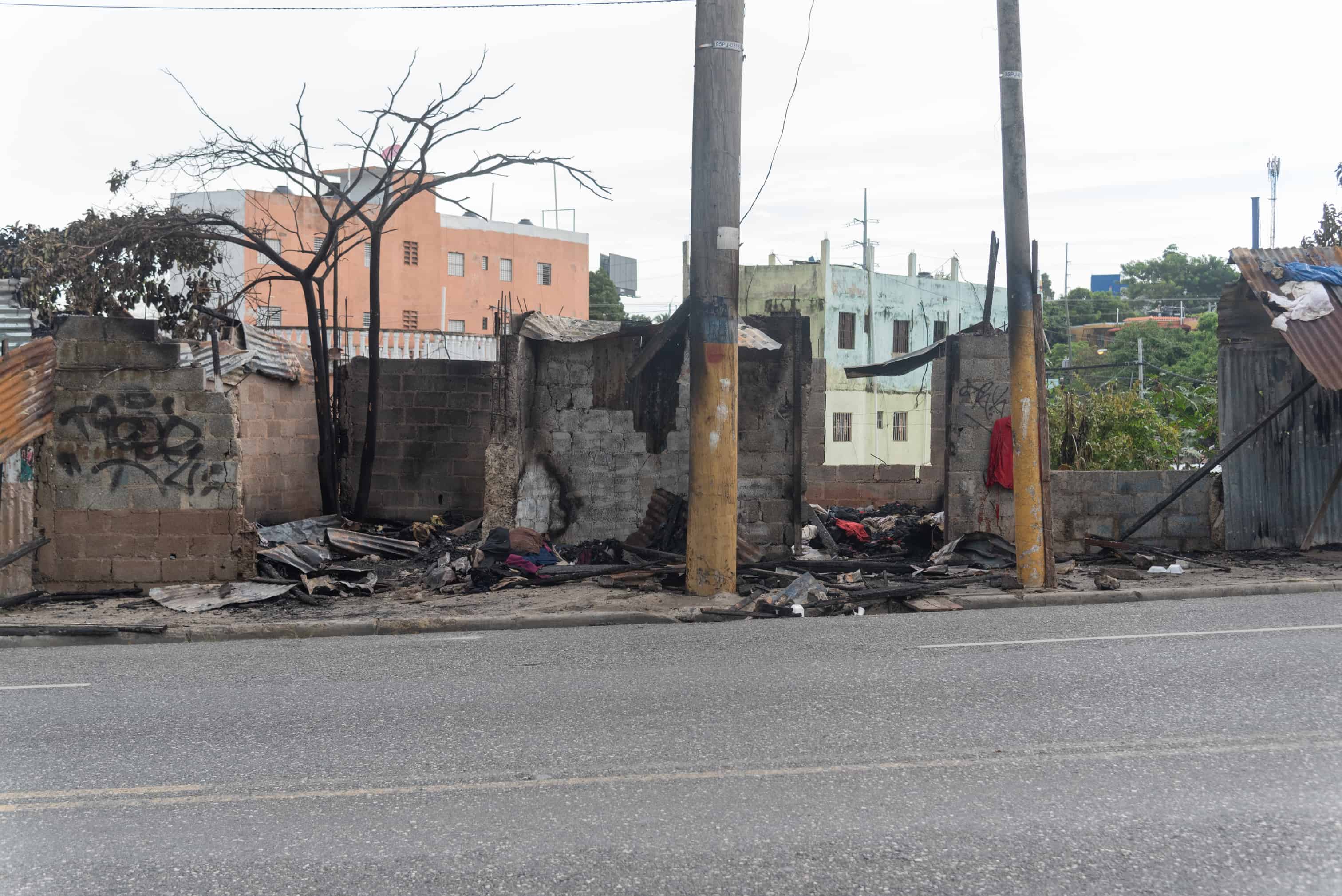 Ekl negocio estaba ubicado en la calle  25 de Febrero, Villa Duarte