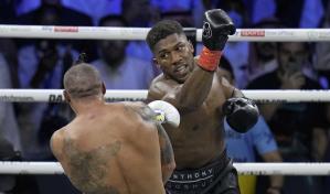 Anthony Joshua acepta las condiciones para enfrentarse a Tyson Fury