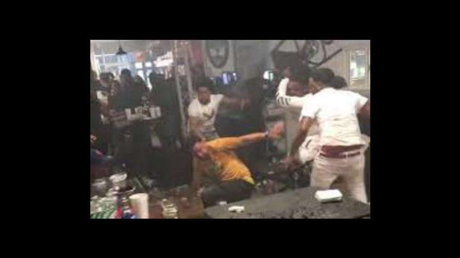 Arrestan a un joven tras pelea masiva en bar dominicano de Providence Arrestan a un joven tras pelea masiva en bar dominicano de Providence