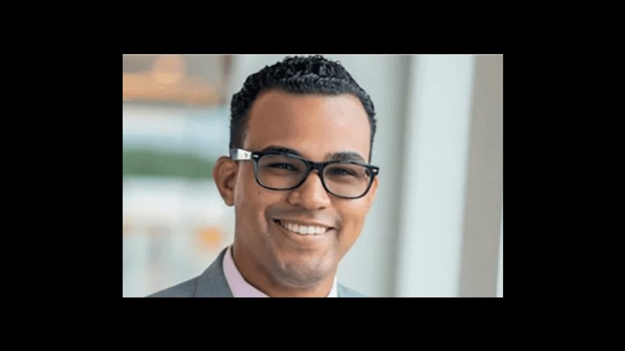 El dominicano Alexander Zapata entra a la junta directiva de Boston Arts Academy Foundation