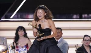 Zendaya y Lee Jung-Jae hacen historia con sus victorias en los Emmy