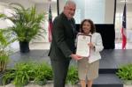 Senado de PR reconoce trayectoria empresarial de la dominicana Dominga Morales