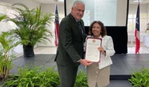 Senado de PR reconoce trayectoria empresarial de la dominicana Dominga Morales