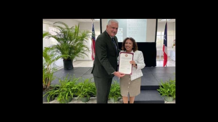 Senado de PR reconoce trayectoria empresarial de la dominicana Dominga Morales Senado de PR reconoce trayectoria empresarial de la dominicana Dominga Morales