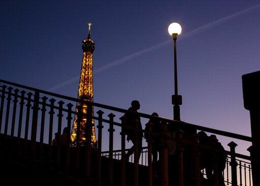 Apagarán más temprano luces de Torre Eiffel para ahorrar energía