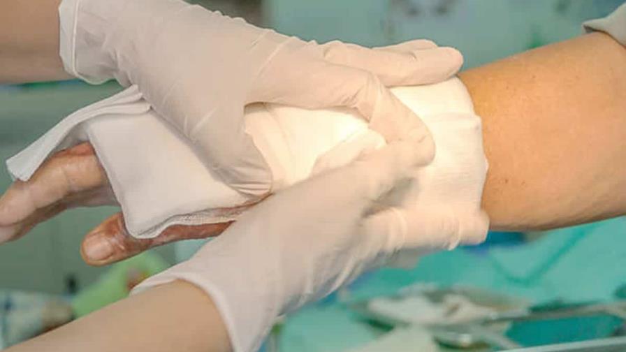 Hombre le quema las manos a un sobrino de 15 años en San Francisco de Macorís Hombre le quema las manos a un sobrino de 15 años en San Francisco de Macorís