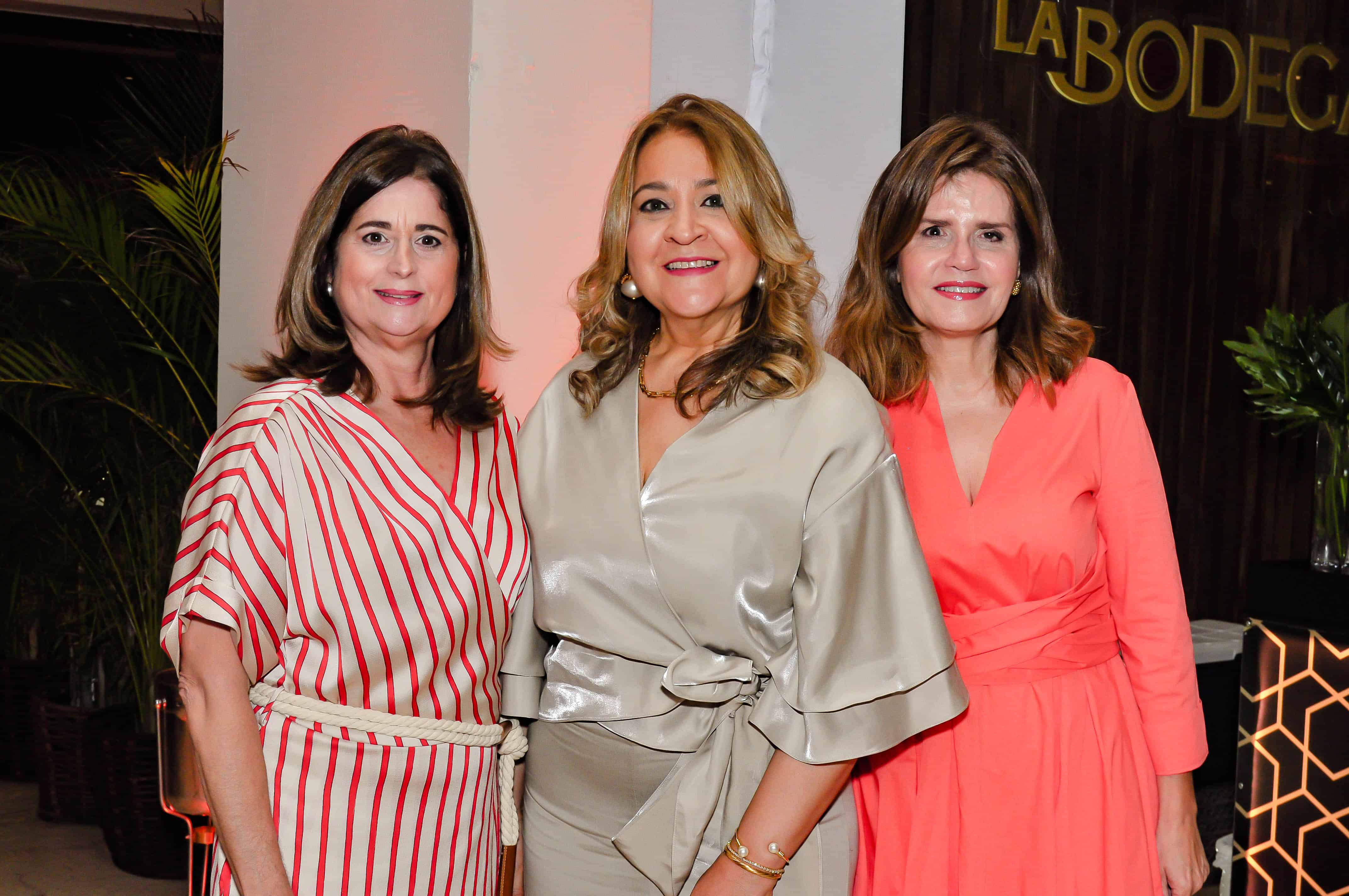 Leonor de Bancalari, Faride Haché y Kitty Heinsen.