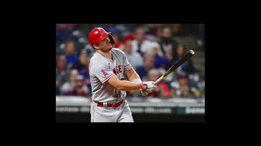 Termina en 7 juegos racha de jonrones de Mike Trout Termina en 7 juegos racha de jonrones de Mike Trout