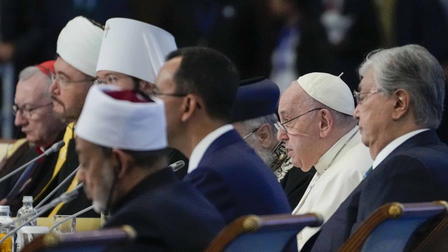 El papa afirma que la fe no puede justificar una guerra El papa afirma que la fe no puede justificar una guerra