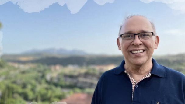 Jesuitas confirman salida de sacerdote dominicano de Cuba, tras negarle renovación de residencia