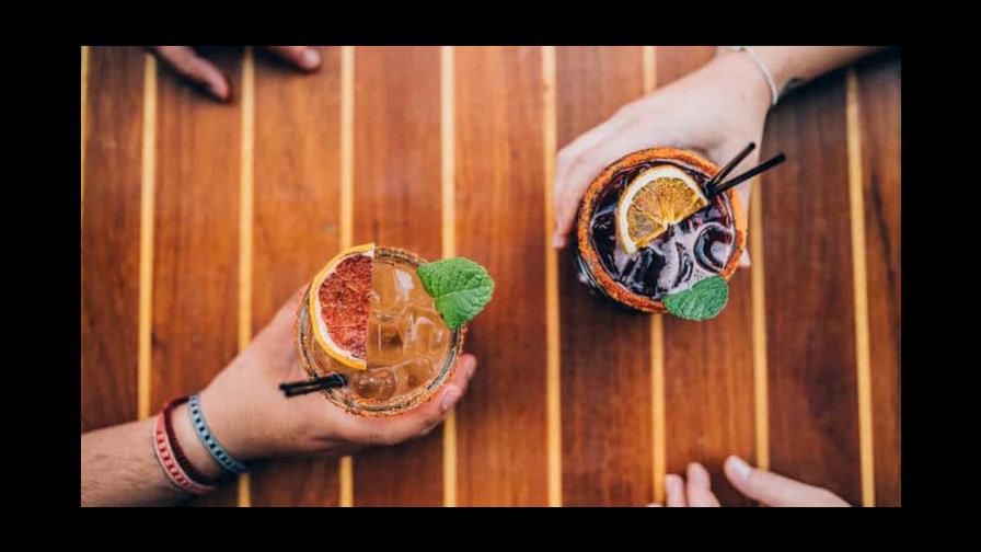 Resurge en EEUU la happy hour como antídoto contra la inflación y pandemia