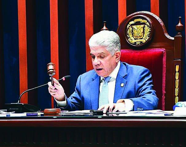 Senado envía a comisión especial el proyecto de ley del Código Penal