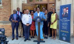 Senador Kevin Parker pide a gobierno de EEUU intervenir ante crisis humanitaria de Haití