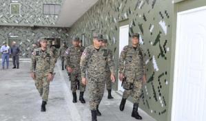 Comandante del Ejército supervisa puestos de chequeo en la Línea Noroeste