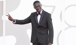 El TikToker Khaby Lame gana 750 mil dólares por publicación