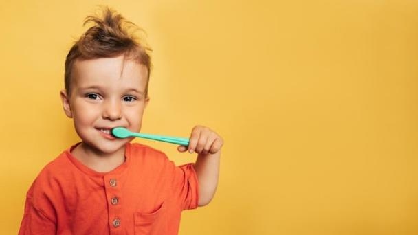 Regreso a clases: Este es el impacto de la salud bucal en los niños