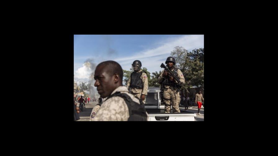 Haití suspende permisos para portar armas