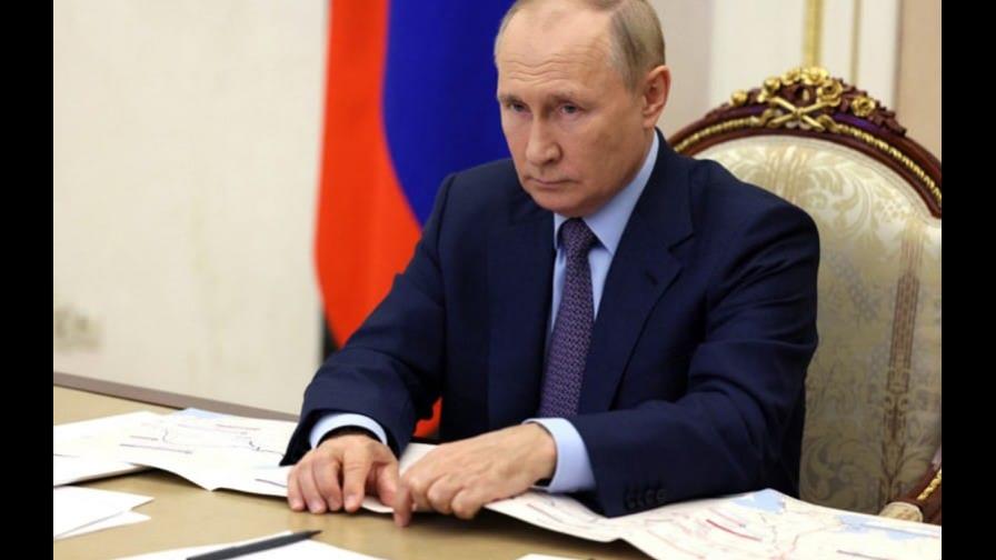 El Kremlin dice que Putin nunca tenía planes de ir al funeral de Isabel II