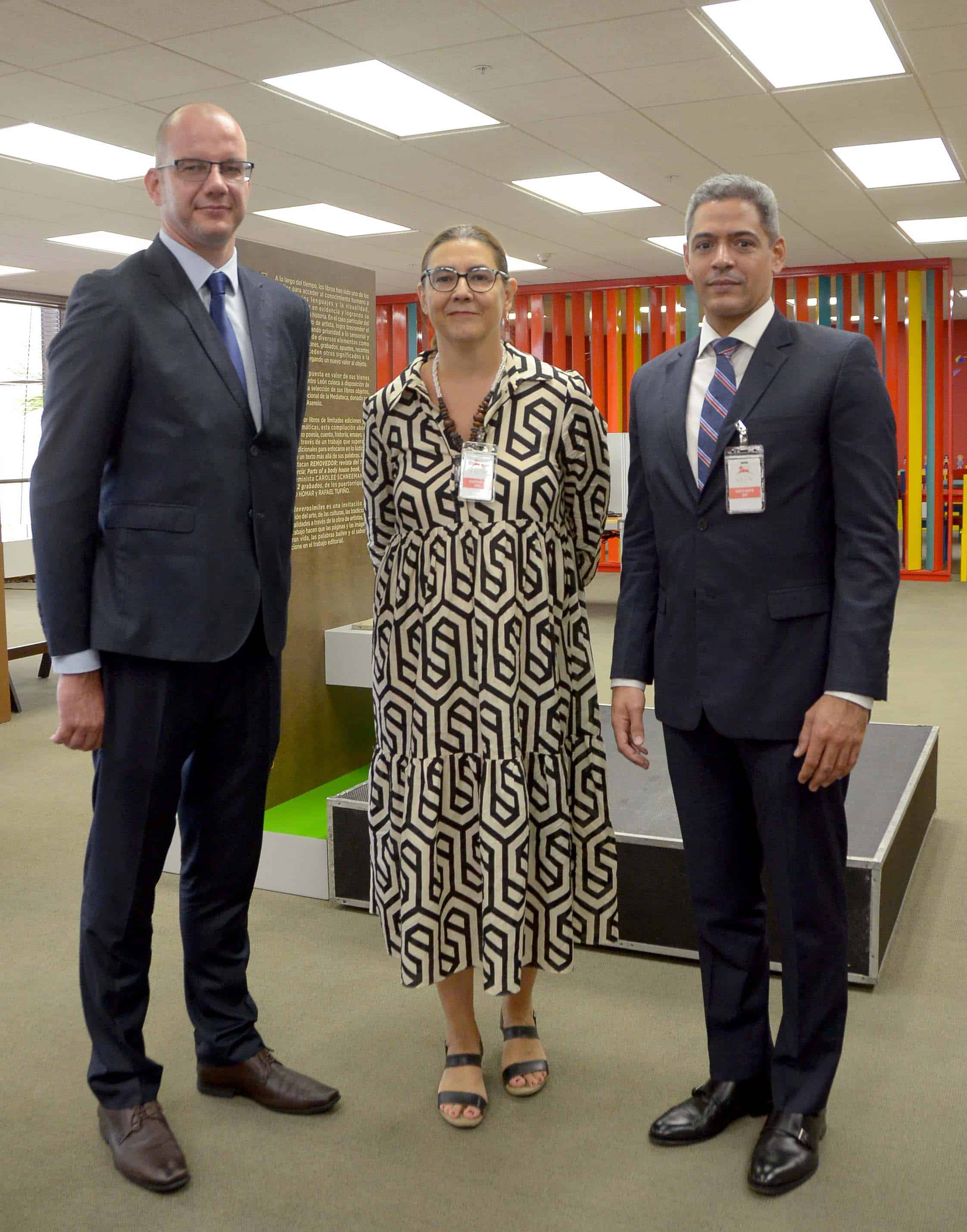 Anthony Rohou, Brigitte Veyne y José Santiago Reynoso.