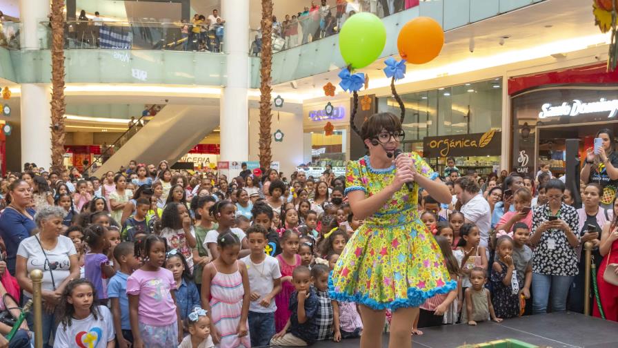 Diversión en grande con Sofía Globitos Diversión en grande con Sofía Globitos