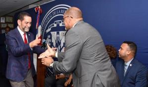 Nueva York contrata profesores dominicanos para reforzar la enseñanza del español