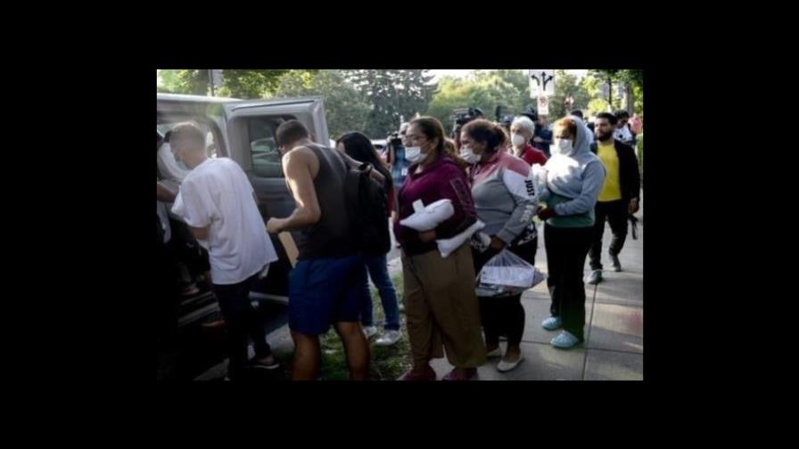 Nueva York negocia con cuatro compañías de cruceros para alojar inmigrantes