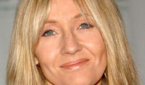 Personaje de J.K. Rowling es perseguido por ser transfóbico