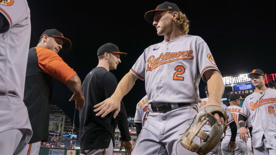 Henderson empuja cuatro; Orioles barren a los Nacionales