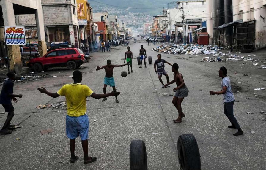 Autoridades dominicanas en Haití llaman a sus nacionales a ser prudentes en el vecino país